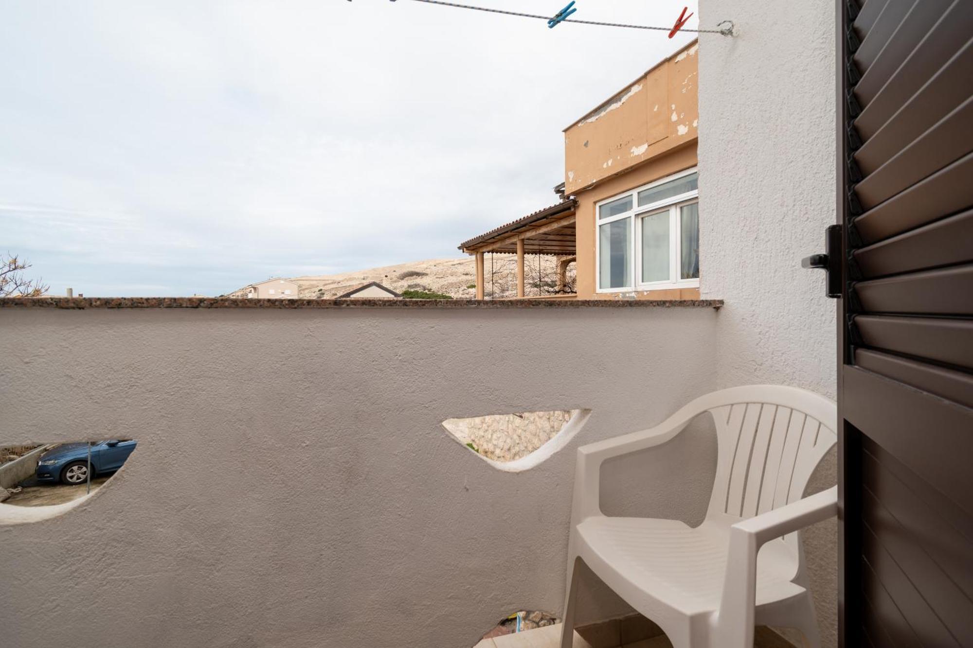 Apartments And Rooms With Parking Space Zubovici, Pag - 16063 Exterior foto