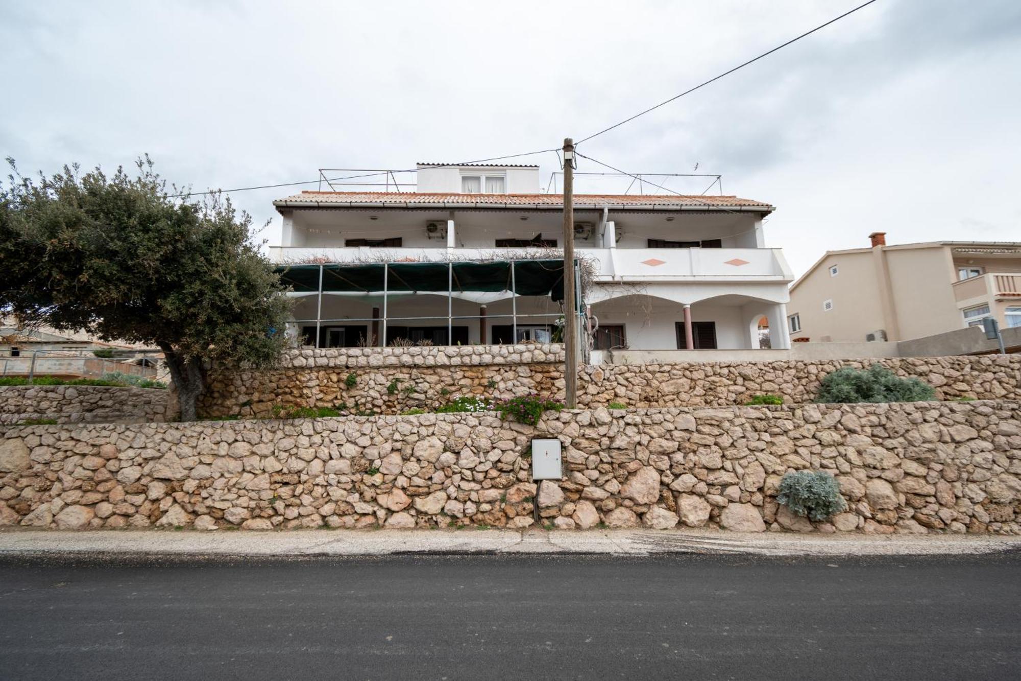 Apartments And Rooms With Parking Space Zubovici, Pag - 16063 Exterior foto